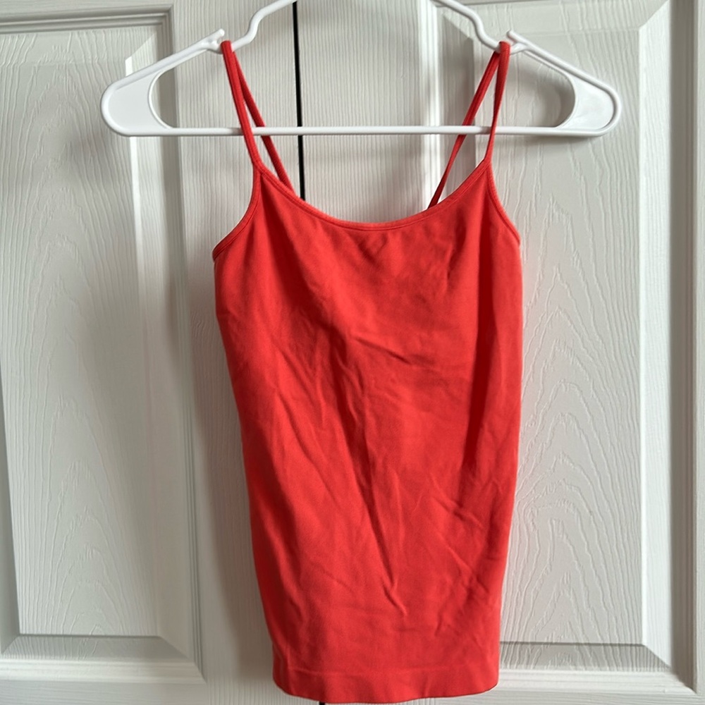 NWOT, Nux, women’s athletic cami, built-in shelf bra